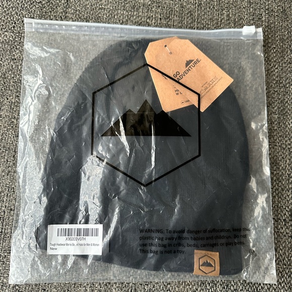 TOUGH HEADWEAR UNISEX BEANIE BLACK - Picture 4 of 4